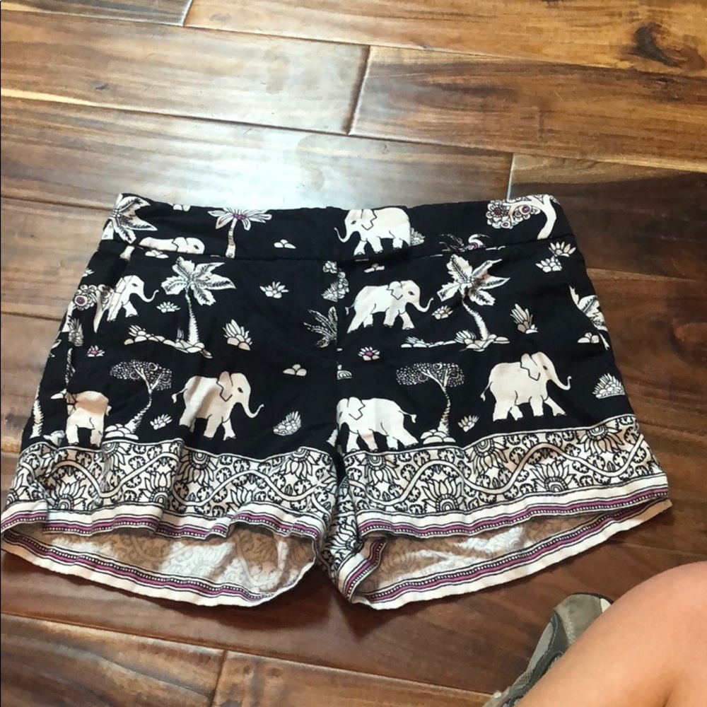 Linen shorts